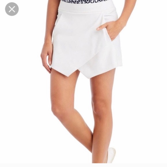 NWT J.McLaughlin White Diamond Skort - Picture 2 of 8